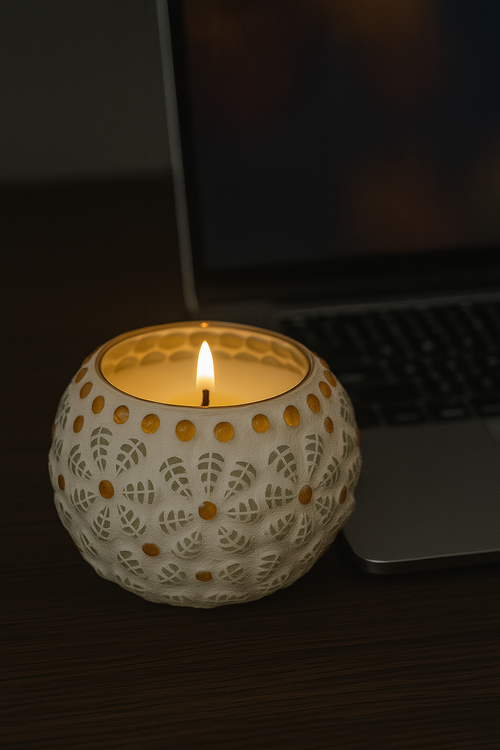 Artistic ceramic candle with cotton wick – eco-friendly

